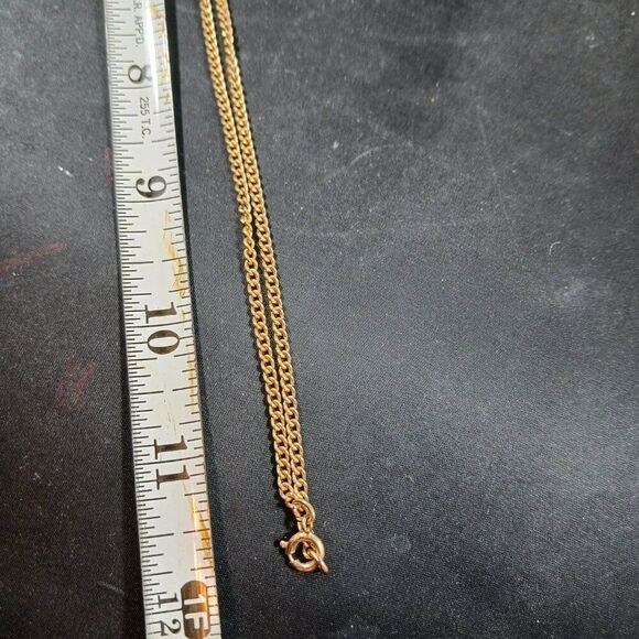 Vintage 70's Avon Cross Gold Tone Red Cabochon Pendant Necklace - Picture 6 of 11